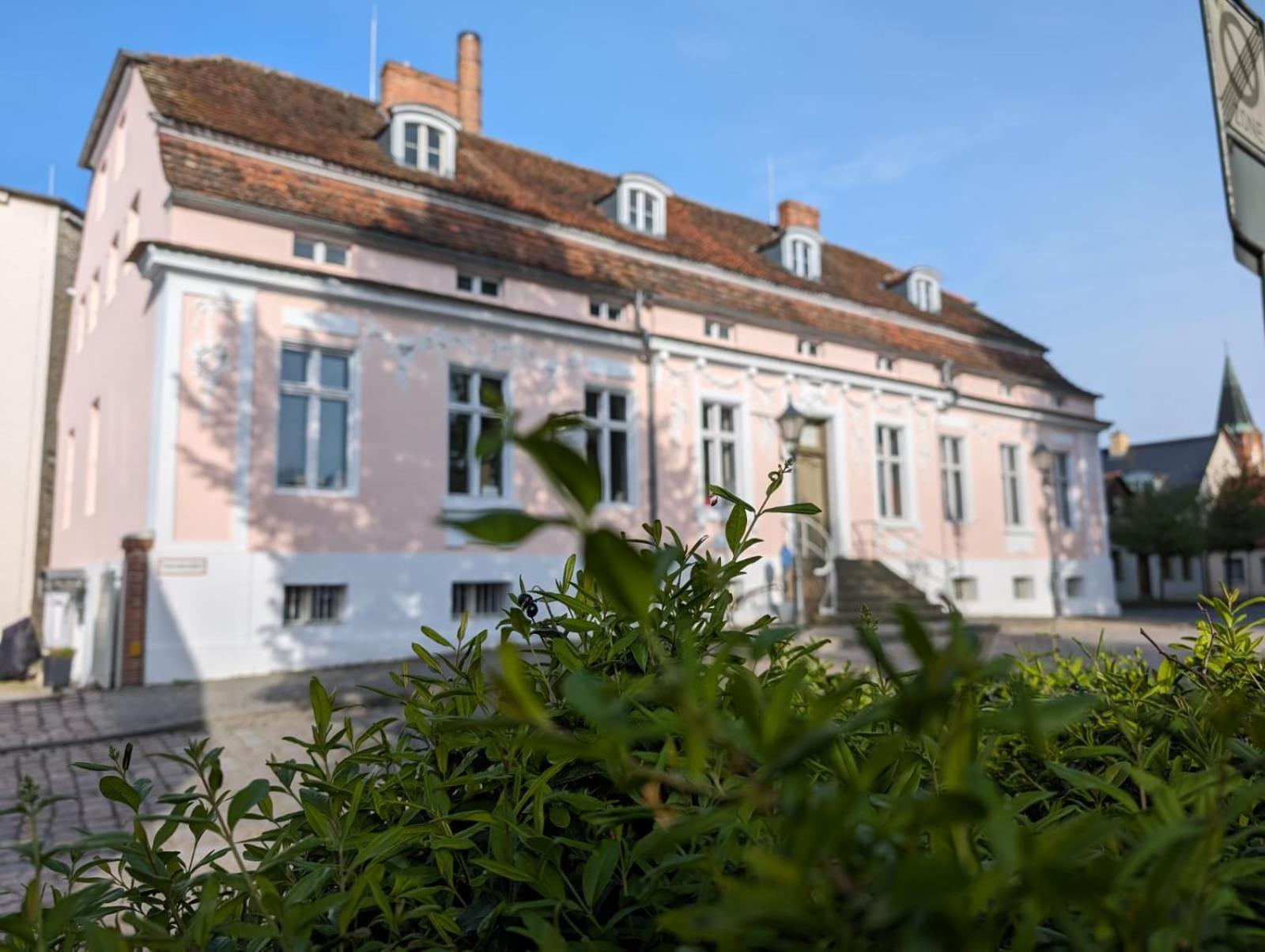 Апартаменты Lendelhaus & Historische Saftfabrik Werder Вердер Экстерьер фото
