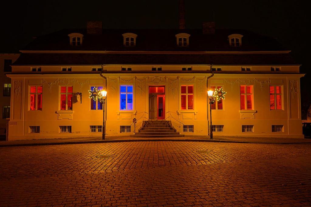 Апартаменты Lendelhaus & Historische Saftfabrik Werder Вердер Экстерьер фото
